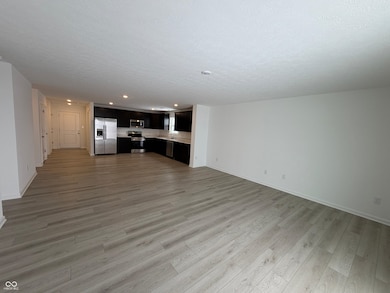 6696 Blackthorne Dr, Pendleton, IN 46064 - photo 7