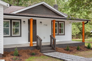 750 Cherokee Rd, Pelzer, SC 29669 - photo 4