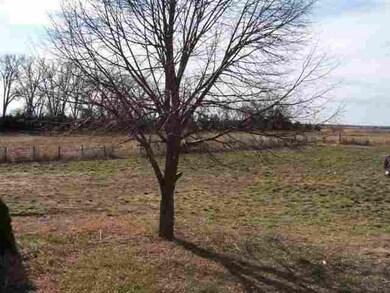 15321 W North River Rd, North Platte, NE 69101 - photo 2