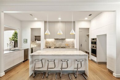 1713 Maravilla Dr, Houston, TX 77055 - photo 6