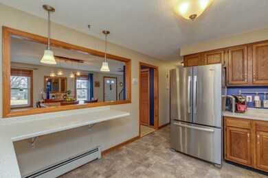 431 Terrie Dr, Pembroke, NH 03275 - photo 5