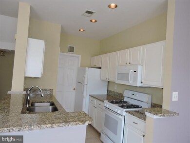 46370 Monocacy Square unit 90, Sterling, VA 20165 - photo 2