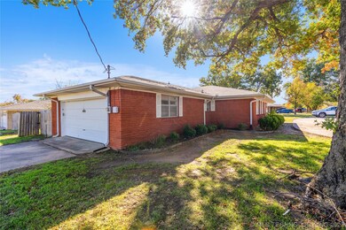 2112 Chickasaw Blvd, Ardmore, OK 73401 - photo 4