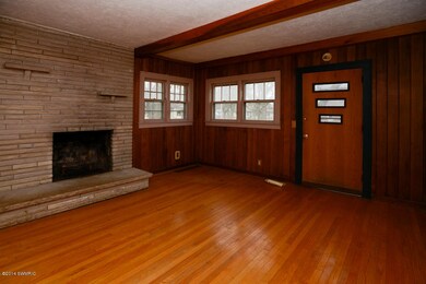 Lum Ave 817 Kalamazoo-5