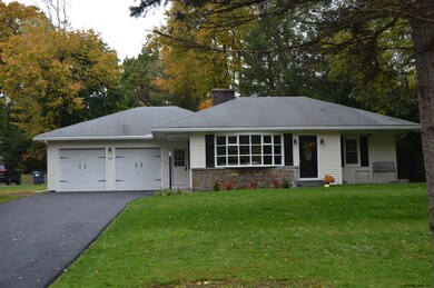 29 Cherry Tree Rd, Albany, NY 12211 - photo 3