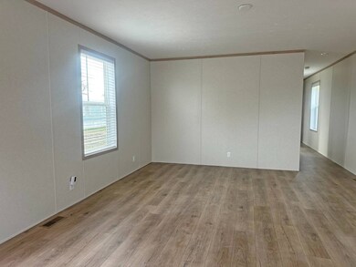 14876 Washington Rd unit 154, West Burlington, IA 52655 - photo 4