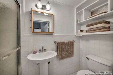 1816 Uhland Rd, San Marcos, TX 78666 - photo 4