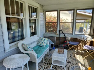 120 W Saint Joseph St, Muncie, IN 47303 - photo 2