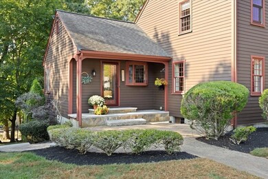 75 Oak Ridge Cir, Weymouth, MA 02188 - photo 3