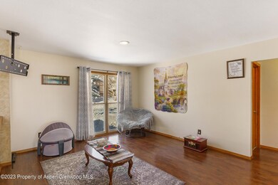 1144 Schrader Ave_003