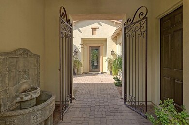 4-5-Courtyard