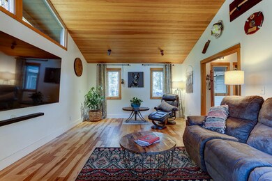 20602 Coventry Cir, Bend, OR 97702 - photo 3