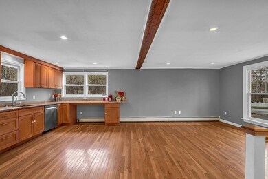 23 Charles St, Georgetown, MA 01833 - photo 4