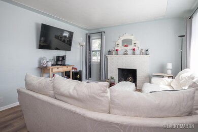 1305 44th St SW-2