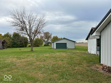 5531 E 300 N, Franklin, IN 46131 - photo 3