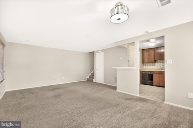 9673 Brassie Way, Montgomery Village, MD 20886 - photo 6