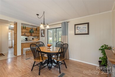 103 Cumberland Dr, Hendersonville, NC 28792 - photo 5