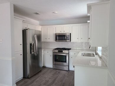 2 S Greenbud Ct, Spring, TX 77380 - photo 6