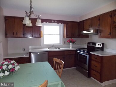 178 Share Dr, Morrisville, PA 19067 - photo 7