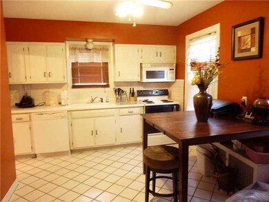 115 Auburn St, Cranston, RI 02910 - photo 3