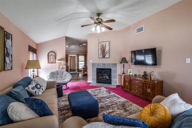 1005 Stableway Ln, Bedford, TX 76022 - photo 5