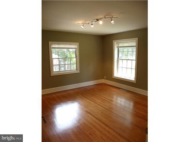 392 Marple Rd, Broomall, PA 19008 - photo 2