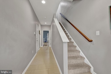 7650 Lyndon Ct, Glen Burnie, MD 21060 - photo 2