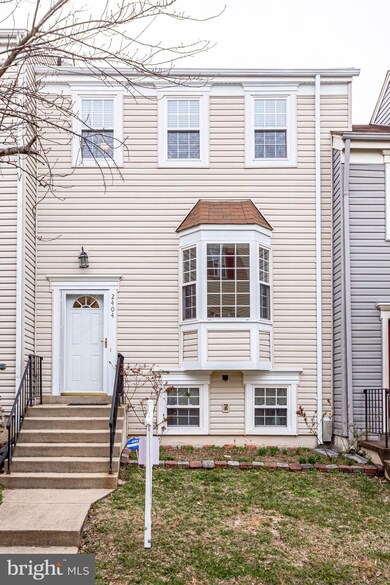 2404 Ridgehampton Ct, Reston, VA 20191 - photo 3