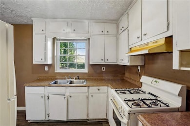 3992 Kirksford Dr, Decatur, GA 30035 - photo 6