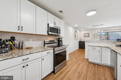 28 Elan Ln, Chesterbrook, PA 19087 - photo 3