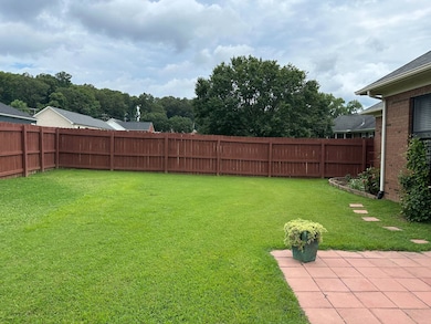 608 Fairfield Dr, Paris, TN 38242 - photo 7