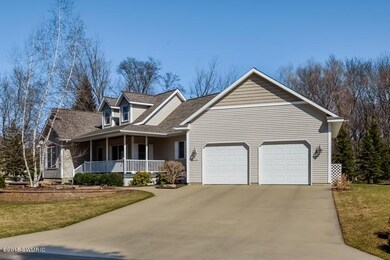 005-Front_View-1536888-mls
