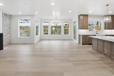 128 N 900 E, Hyde Park, UT 84318 - photo 6