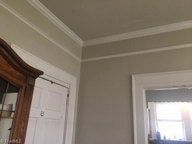 1510 Cloverdale Ave, Winston Salem, NC 27104 - photo 6