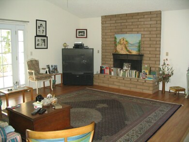 family room 3