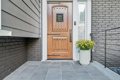 33 Scudders Ln, Glen Head, NY 11545 - photo 3