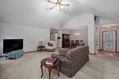 304 Laurel Ln-6