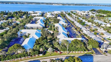 175 SE Saint Lucie Blvd unit B66, Stuart, FL 34996 - photo 2