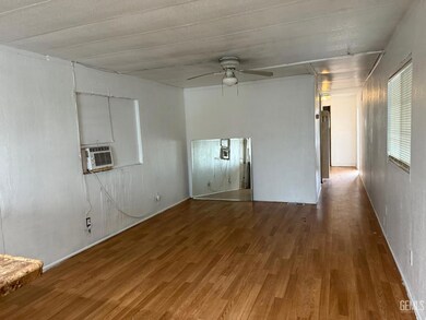 6201 Wible Rd unit 31, Bakersfield, CA 93313 - photo 6