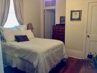 926 Dufossat St, New Orleans, LA 70115 - photo 4