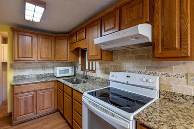 122 Sycamore Creek Rd-11