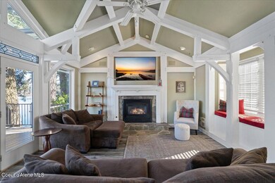 09-Living Room