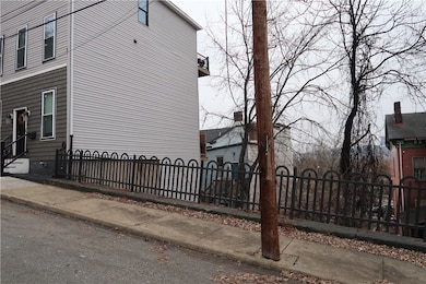 1310 Stranmore St, Pittsburgh, PA 15212 - photo 6