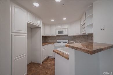 2572 Avenida Del Vista, Corona, CA 92882 - photo 7