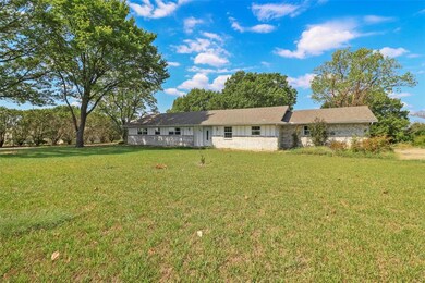 803 Tate Cir, Sherman, TX 75090 - photo 2