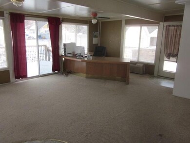 4 Seasons room