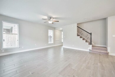 7 Ancestry Stone Place, the Woodlands, TX 77354 - photo 5