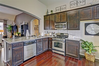 1739 Yaupon Trail Ct, Alvin, TX 77511 - photo 7