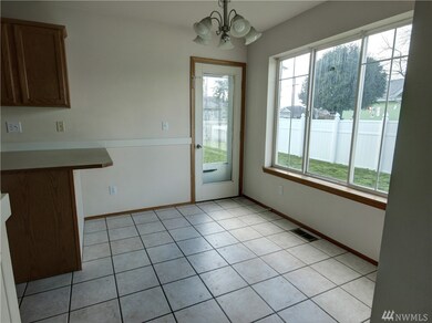 1224 Elm St, Lynden, WA 98264 - photo 6