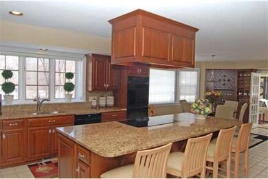 10 Cemetery St, Mendon, MA 01756 - photo 3